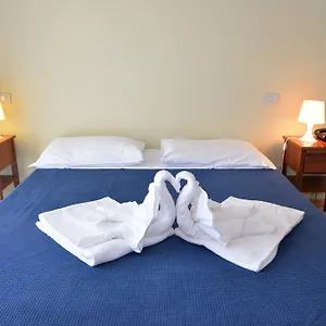 https://residence-le-corniole.it-tuscanyhotel.com